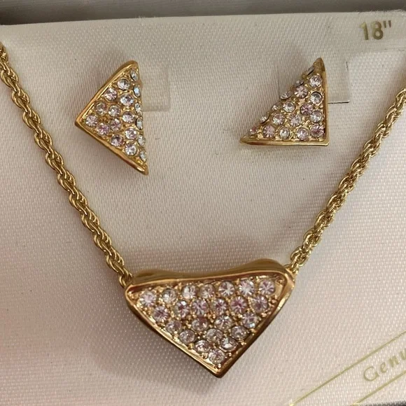 Roman Matching Earrings Necklace Set - Picture 3 of 5